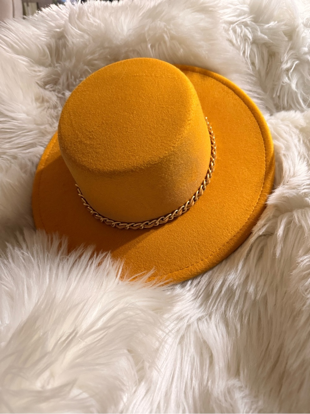 Womens Mustard Chain Trim Wool Felt Hat
